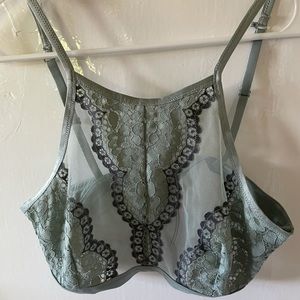 Victoria Secret- Lace Bralette